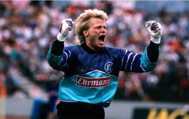 承受了来自 承受了来自